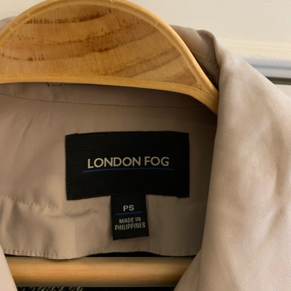 London Fog classic trench coat size PS